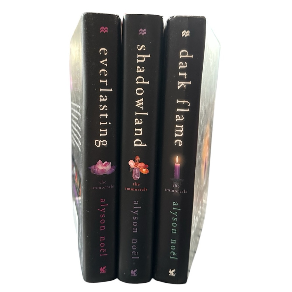 Alyson Noel Hard Cover Books